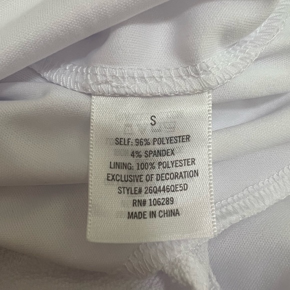 Francesca’s Women’s Small White Tie-Neck Halter Romper Blue Rain Pom Pom Trim - Picture 12 of 14